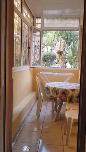 Appartement au rdc de la résidence Rosiers avec piscine à Monammedia